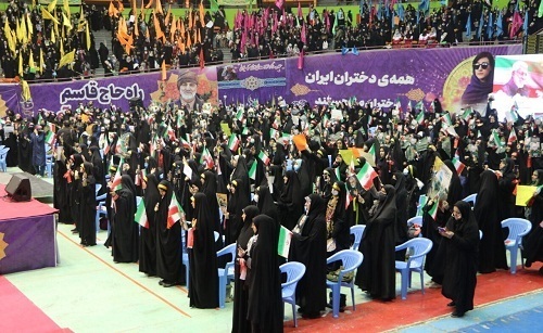 اجتماع دختران حاج قاسم در ورزشگاه 12 هزار نفری آزادی