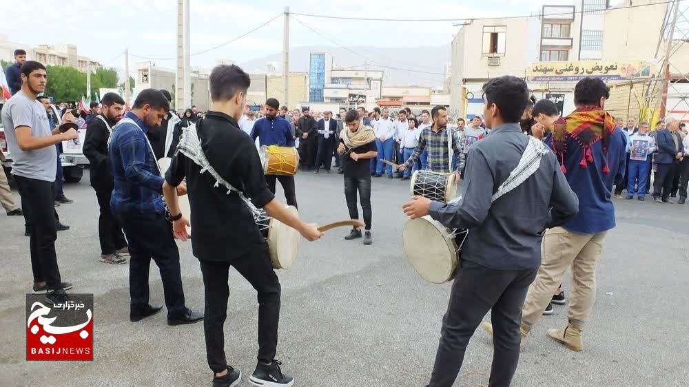 تشییع باشکوه پیکر مطهر شهید خوشنام در گچساران + تصاویر و فیلم