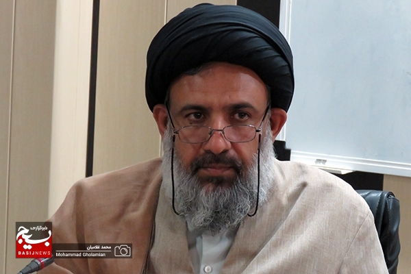 بصیرت‌افزایی در جامعه سبب ناکارآمدی جنگ ترکیبی دشمنان می‌شود