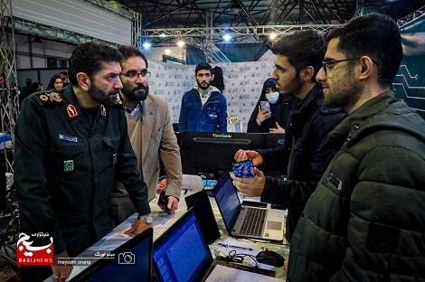 بازدید فرمانده سپاه تهران بزرگ از چهارمین رویداد سراسری تولید محتوای دیجیتال بسیج