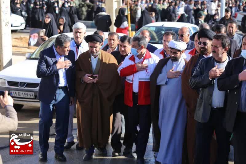 مراسم تشییع بسیجی شهید داوود جاودانیان در یاسوج