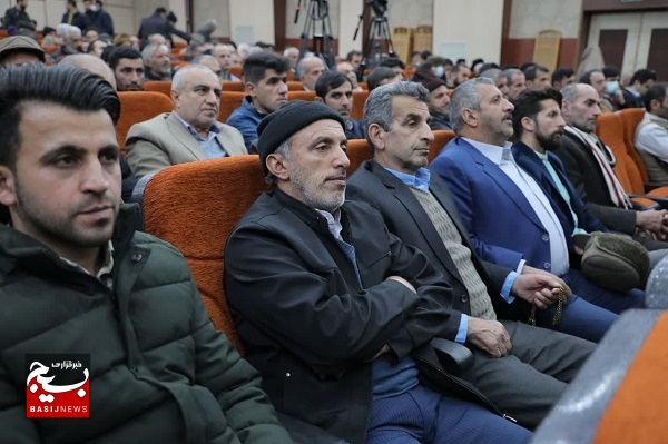 عشایر بهترین عملکرد را در اقتصاد مقاومتی دارند