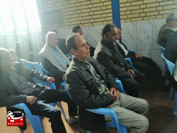 برگزاری نشست بصیرتی کانون بسیج پیشکسوتان بخش دلوار