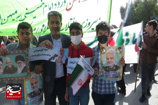 توزیع ۴۴ بسته معیشتی در ششمین مرحله کمک مومنانه سال ۱۴۰۱ شهرستان خنچ/ حضور پرشور مردم در راهپیمایی توزیع ۴۴ بسته معیشتی در ششمین مرحله کمک مومنانه سال ۱۴۰۱ شهرستان خنچ/ حضور پرشور مردم در راهپیمایی