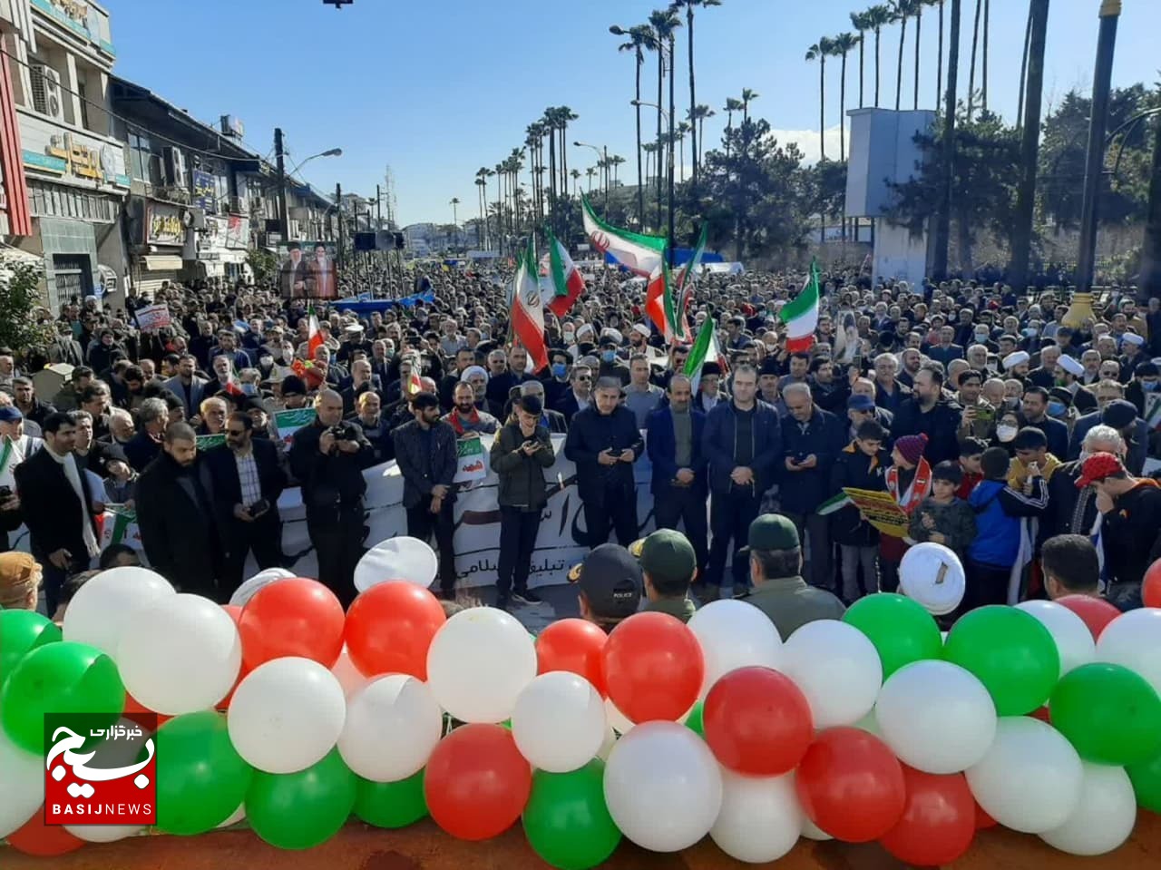 زیرپرچم اتحاد ملی در قدمگاه شهدا