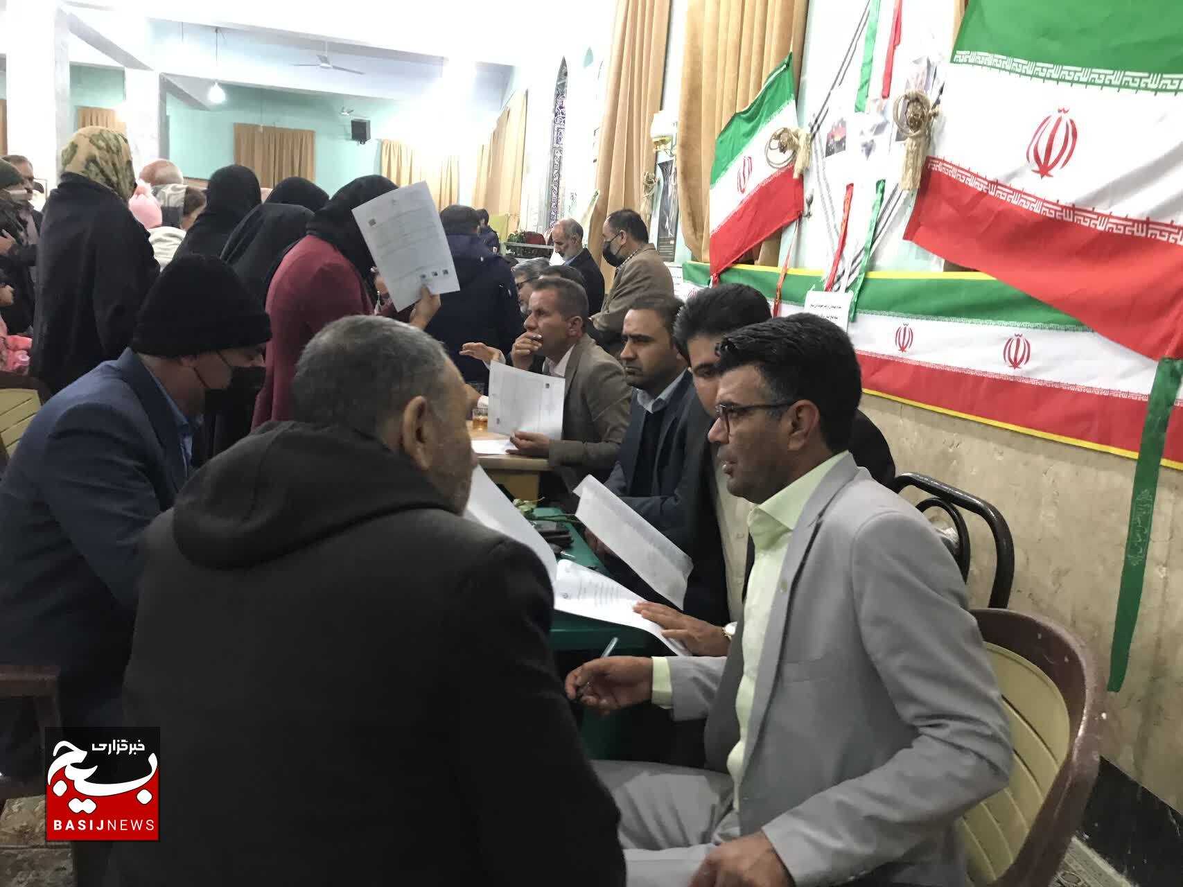 تداوم خدمات رایگان حقوقدانان بسیجی به مردم در یاسوج/ طرح