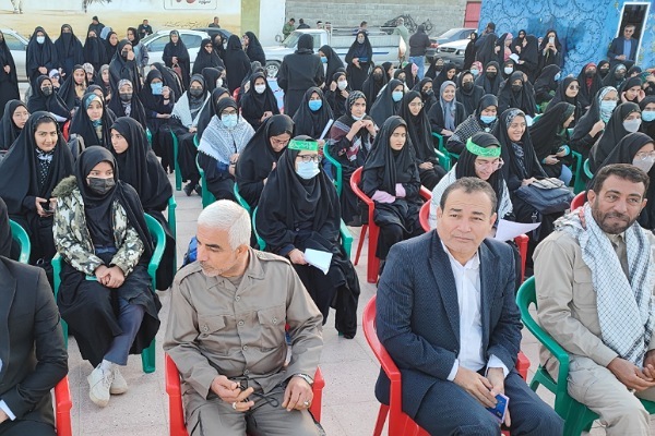 اعزام کاروان راهیان نوردانش آموزی از گناوه