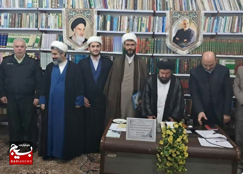 دشمن میخواهد با ترویج بی حجابی حواس مردم را پرت کند