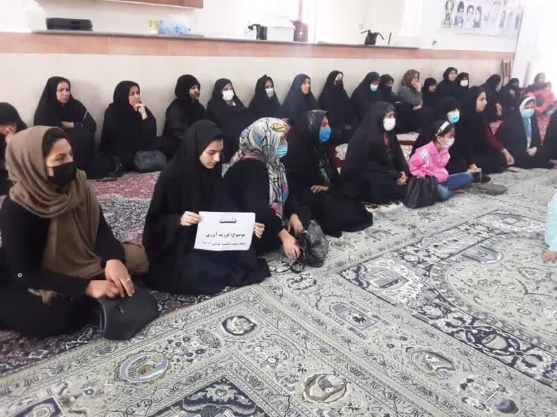 برگزاری دو کارگاه تخصصی باموضوع فرزنداوری و ازدواج آسان در هفته زن در دهلران