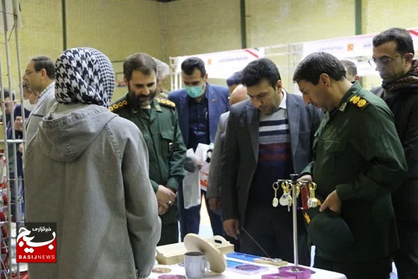 نمایشگاه مشاغل خانگی و اقتصاد مقاومتی در لارستان افتتاح شد نمایشگاه مشاغل خانگی و اقتصاد مقاومتی در لارستان افتتاح شد
