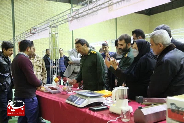 نمایشگاه مشاغل خانگی و اقتصاد مقاومتی در لارستان افتتاح شد نمایشگاه مشاغل خانگی و اقتصاد مقاومتی در لارستان افتتاح شد