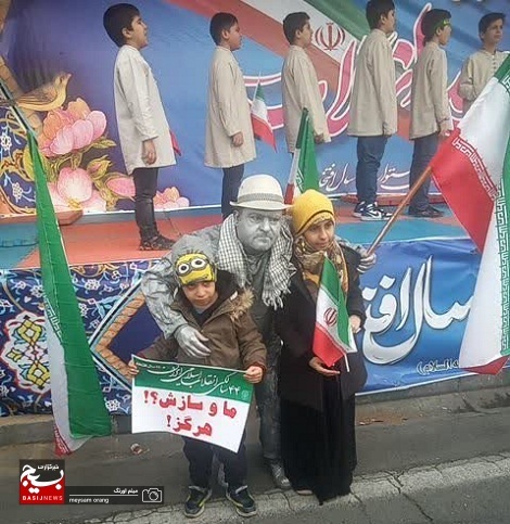 برپایی ایستگاه فرهنگی، هنری، ورزشی و ایستگاه صلواتی یگان امام رضا(ع)