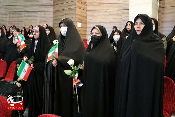 کار برای شهدا، توفیق الهی است