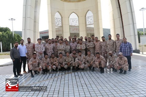 بازديد سربازان وظيفه لشکر 27 حضرت محمد رسول الله(ص) از باغ موزه دفاع مقدس
