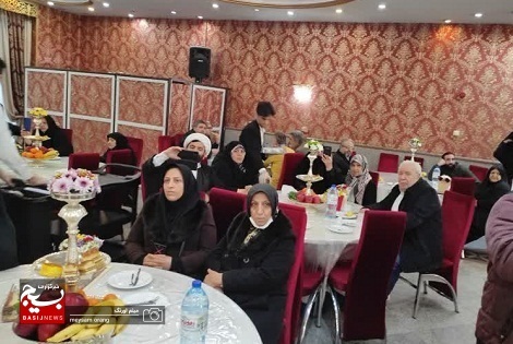 مراسم تجلیل از پدران شهدای منطقه ۱۲ با مشارکت شهرداری منطقه برگزار شد