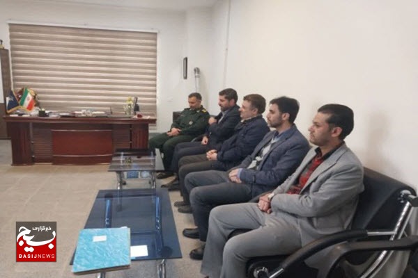 پاسداران همواره در تمام رویدادهای انقلاب اسلامی حضور اثرگذار داشتهاند پاسداران همواره در تمام رویدادهای انقلاب اسلامی حضور اثرگذار داشتهاند