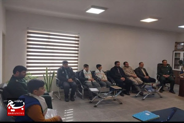 پاسداران همواره در تمام رویدادهای انقلاب اسلامی حضور اثرگذار داشتهاند پاسداران همواره در تمام رویدادهای انقلاب اسلامی حضور اثرگذار داشتهاند