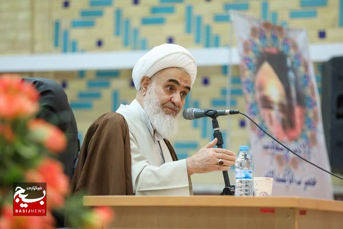 اقتدار نظامی سپاه تفسیر آیه «وأعدوا لهم ما استطعتم من قوة» است