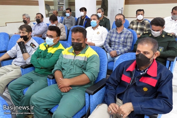 همایش گرامیداشت هفته بسیج کارگری در بوشهر برگزار شد/ تجلیل از 24 کارگر نمونه واحدهای تولیدی و صنعتی استان همایش گرامیداشت هفته بسیج کارگری در بوشهر برگزار شد/ تجلیل از 24 کارگر نمونه واحدهای تولیدی و صنعتی استان