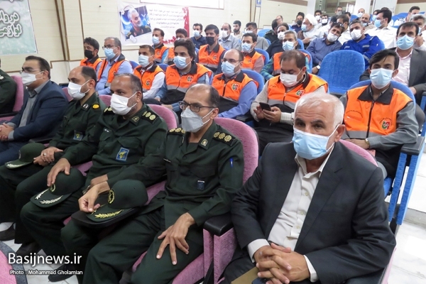 همایش گرامیداشت هفته بسیج کارگری در بوشهر برگزار شد/ تجلیل از 24 کارگر نمونه واحدهای تولیدی و صنعتی استان همایش گرامیداشت هفته بسیج کارگری در بوشهر برگزار شد/ تجلیل از 24 کارگر نمونه واحدهای تولیدی و صنعتی استان