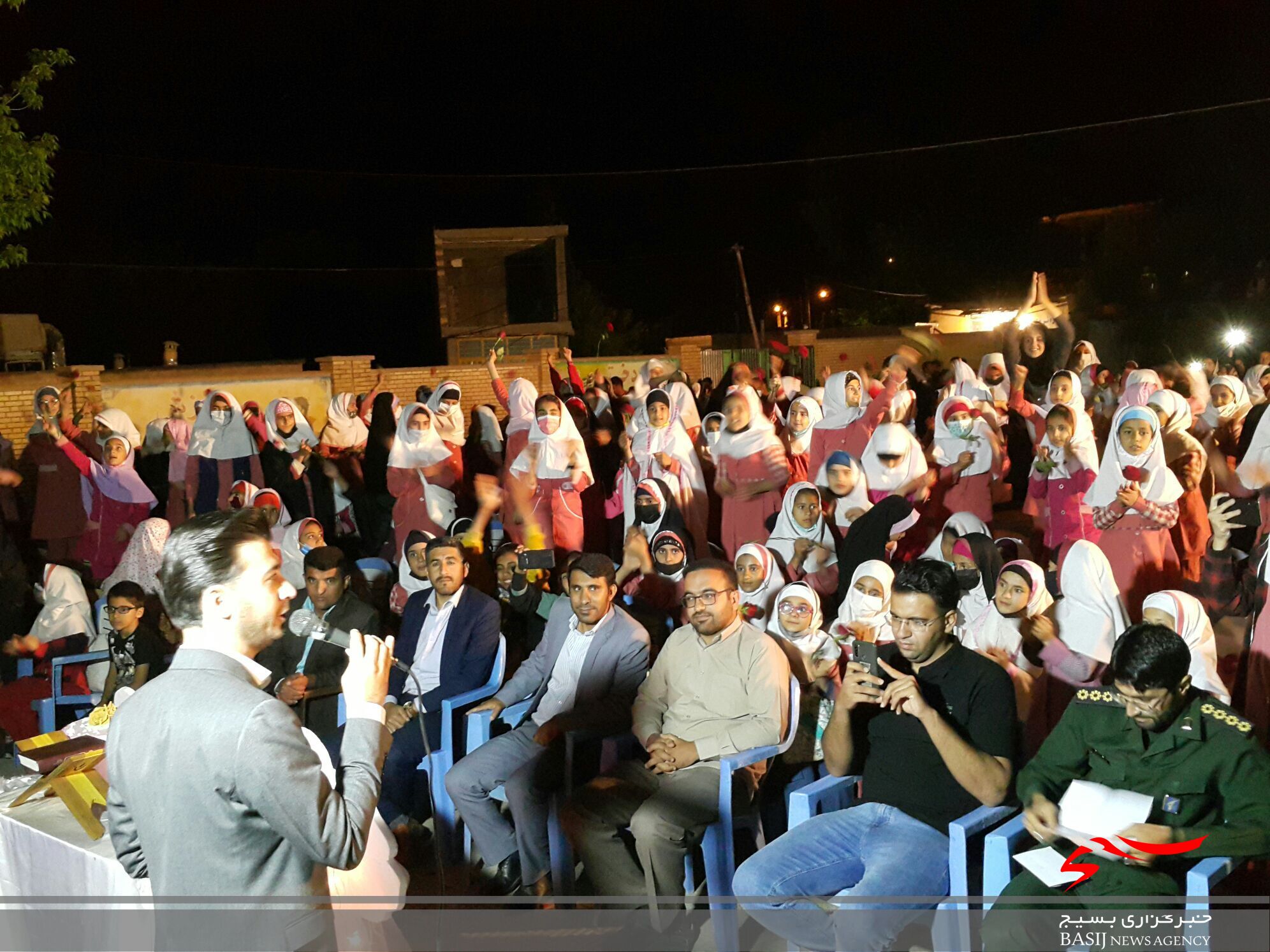 جشن تکلیف ۲۴۰ دختر روزه اولی در روستای مَزدَک بویراحمد