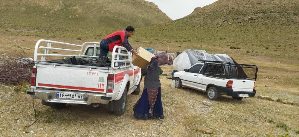 امدادرسانی سرخ پوشان هلال مهربانی به عشایر دهاقان