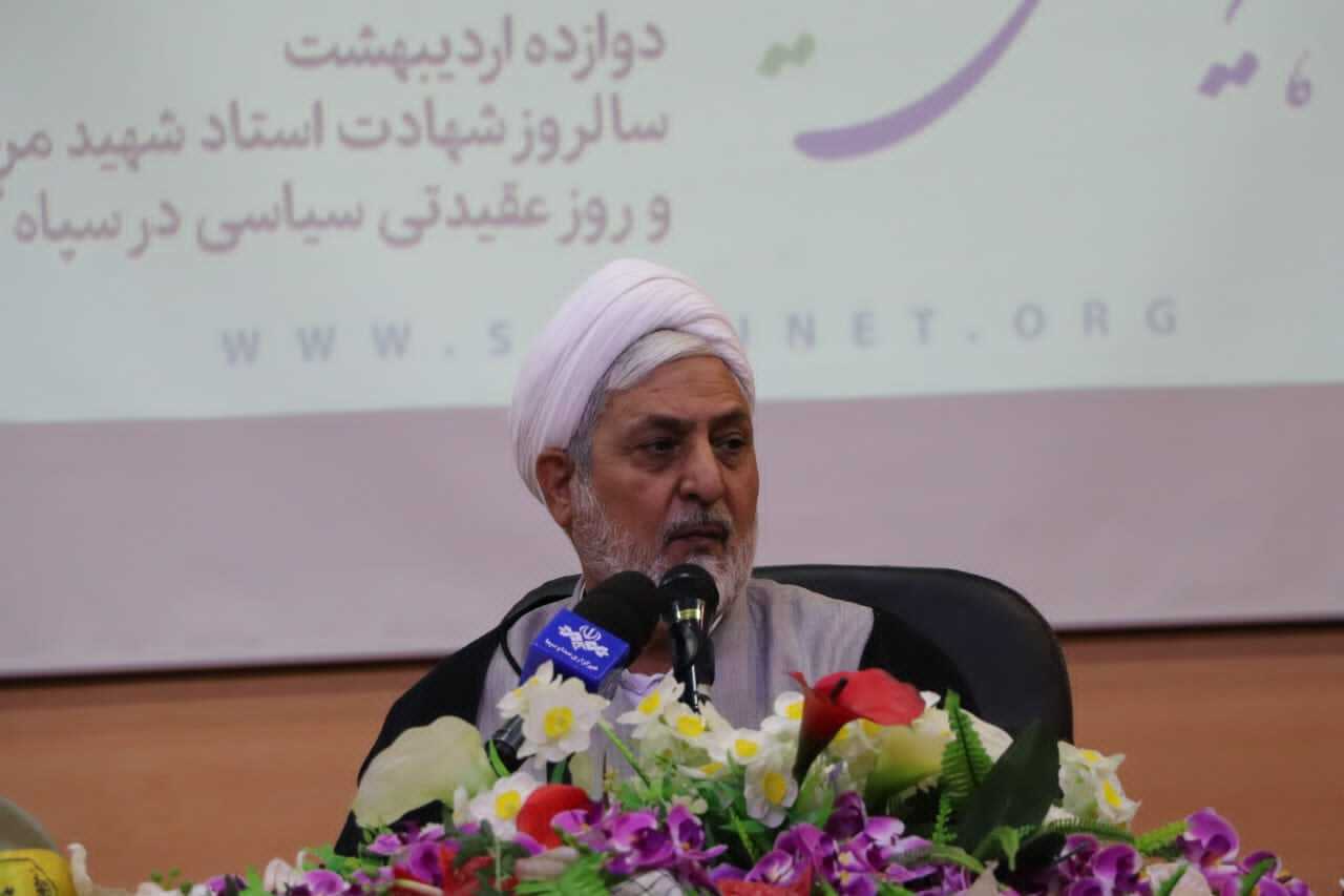 شناخت تفکرات التقاطی از ویژگی های شهید مطهری/جنگ امروز دشمن جنگ عقیدتی است