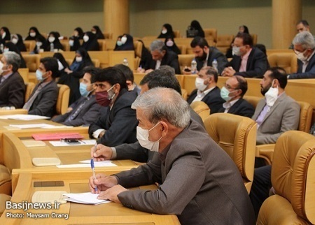 برگزاری همایش بزرگ توجیهی فرماندهان و مدیران بسیج وزارتخانه ها و ادارات