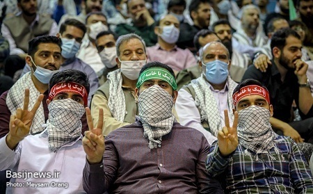 بسیجیان مصداق نزول نصرت الهی هستند