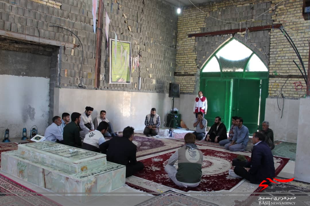 خدمات رسانی سازمان بسیج جامعه کشاورزی کهگیلویه و بویراحمد به روستاهای سخت گذر استان/ واکسیناسیون ۲۵۰۰ راس دام در مورنا