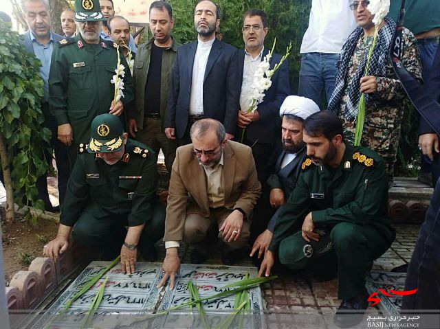 گلباران مزار شهدای اراک با حضور سرلشگر صفوی مشاور عالی فرمانده کل قوا