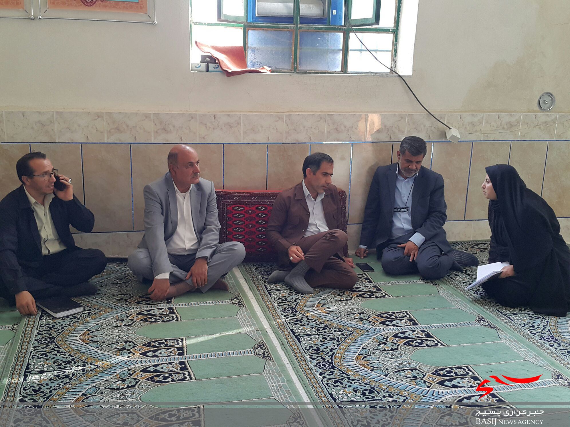 میز خدمت جهادی ناحیه مقاومت بسیج یاسوج در چنارستان وسطی و علیا و پیگیری مشکلات مردم / واکنش روشنفکر به برگشت خوردن اعتبارات استان/ روشنفکر چه کسانی را به خدا واگذار کرد؟