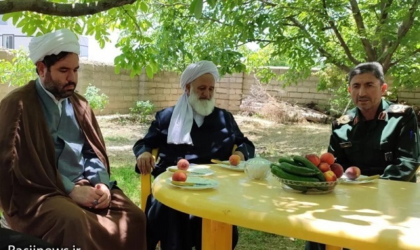 دیدار فرمانده سپاه حضرت عباس(ع) با امام جمعه اهل سنت هشجین