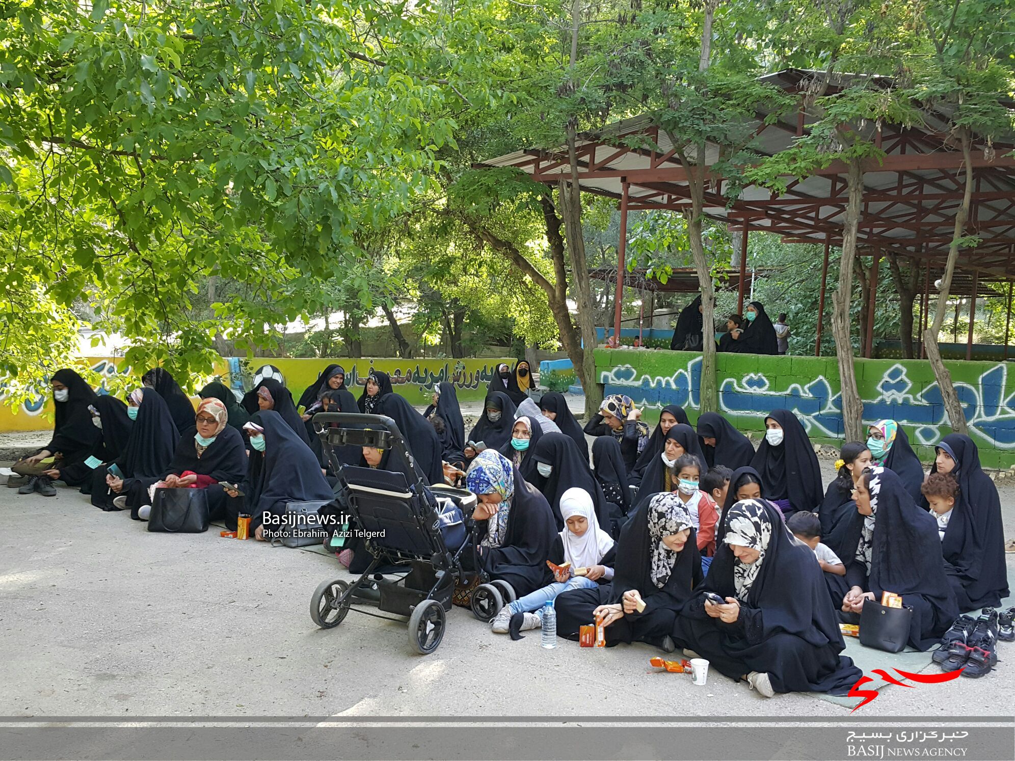 همایش پیاده روی خانواده های کارکنان و پاسداران سپاه فتح کهگیلویه و بویراحمد