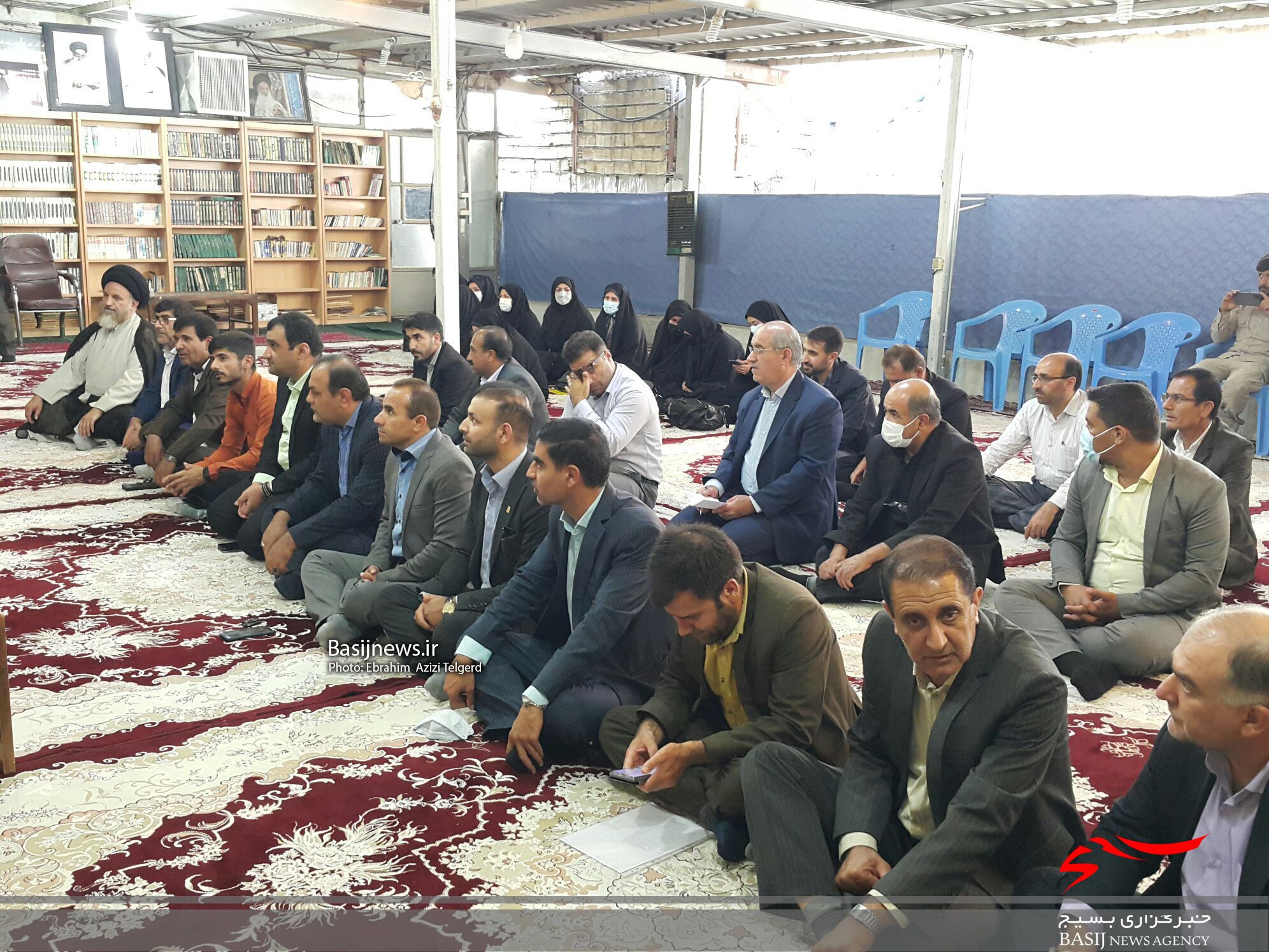 دیدار جمعی از اساتید بسیجی استان با آیت الله ملک حسینی