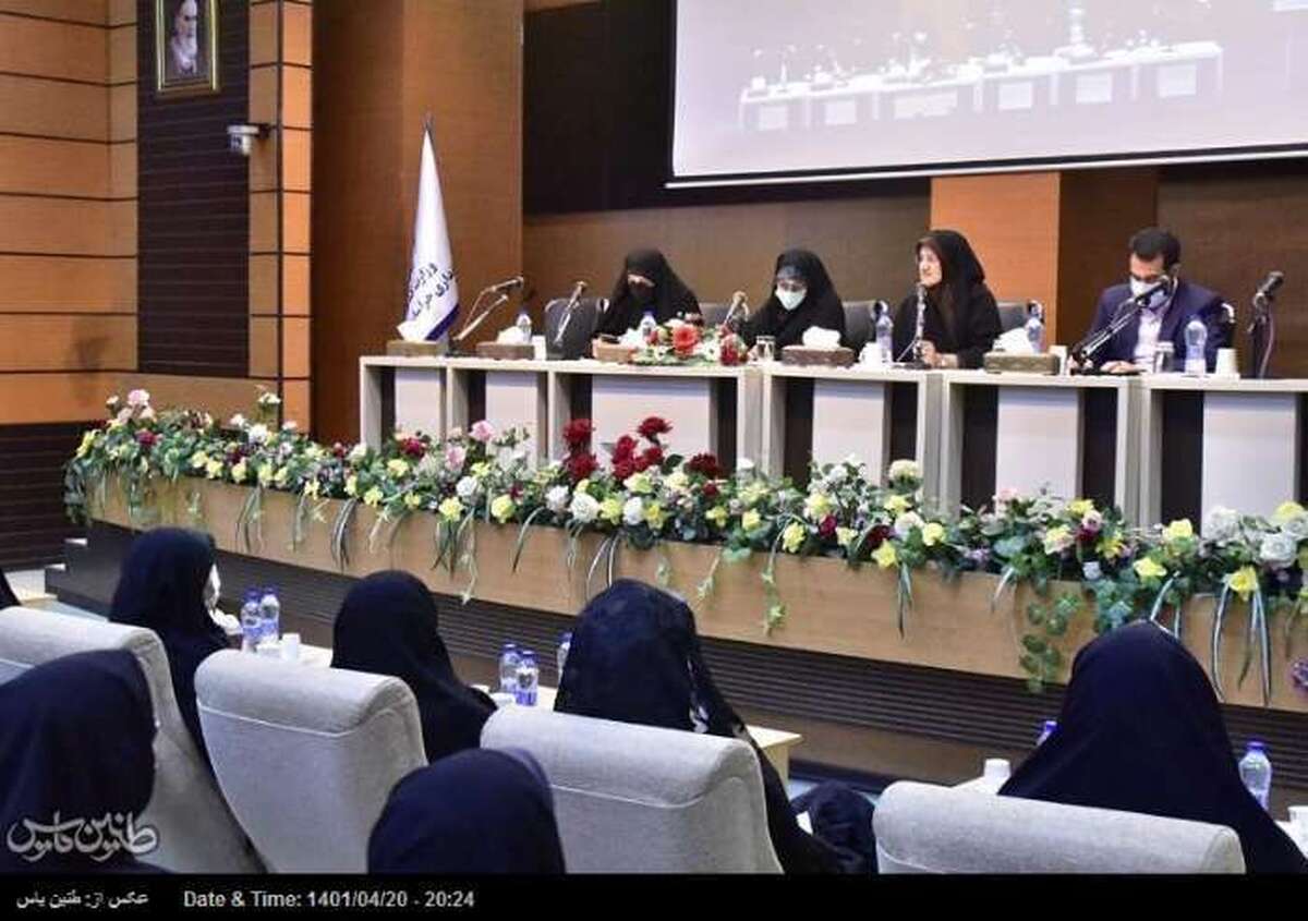 معاون رئیس جمهور در امور زنان و خانواده:
دولت ضامن زنان سرپرست خانوار برای دریافت تسهیلات می‌شود