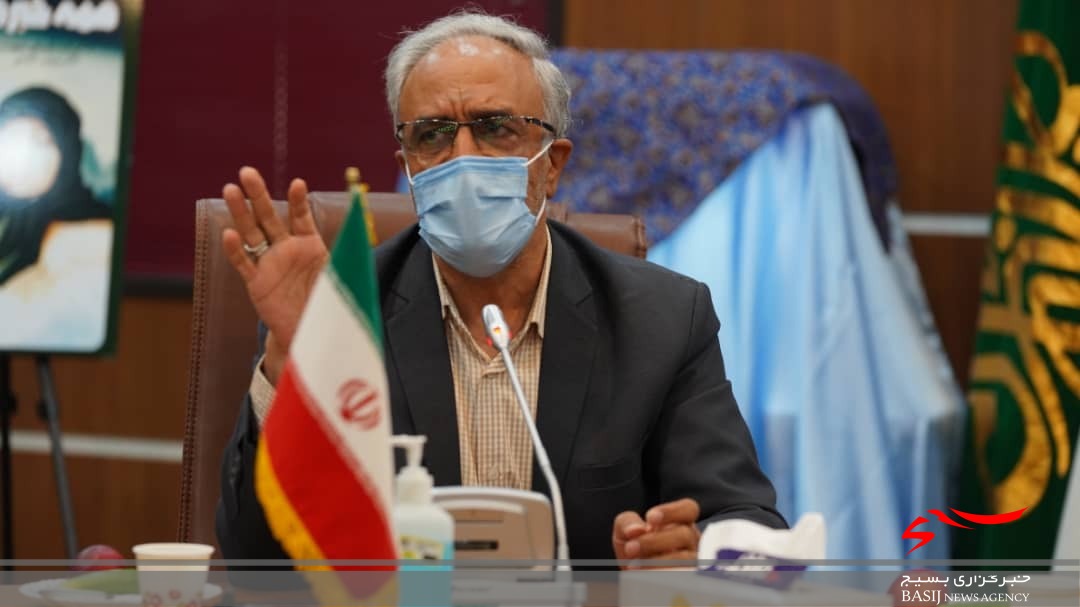 کتاب &laquo;همه چیز اینجاست&raquo; در قم رونمایی شد/ زندگینامه داستانی اولین بانوی جراح ایرانی