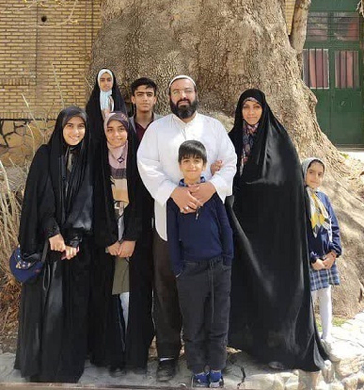 فرزندآوری در وضعیت جمعیتی کشور، جهاد است / سبک زندگی مقام معظم رهبری الگوی ما برای زندگی است