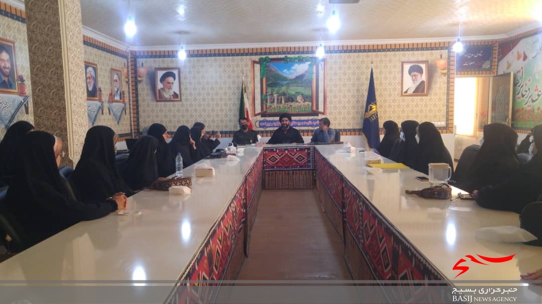 برگزاری کارگاه آموزشی فرماندهان حوزه، پایگاه و ارکان سپاه عشایر استان