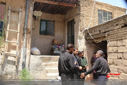 دیدار مسئول بسیج مساجد و محلات کشور با رزمندگان در لردگان دیدار مسئول بسیج مساجد و محلات کشور با رزمندگان در لردگان