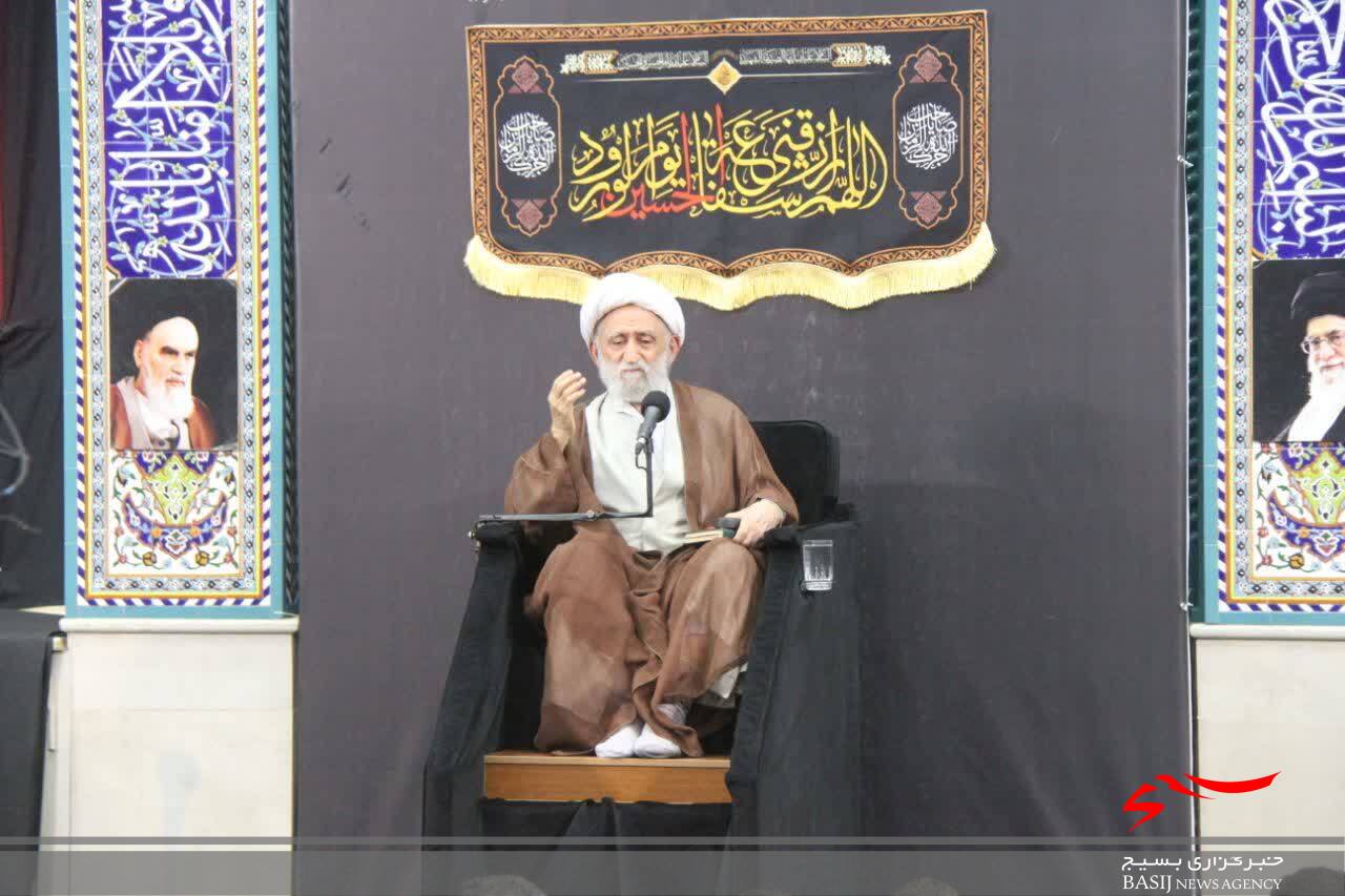 آیین سوگواری نیروهای مسلح استان قم برگزار شد