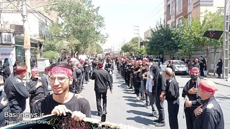 کاروان عزاداری ظهر عاشورا و شام غریبان