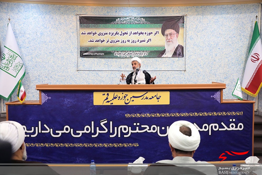 صهیونیست&zwnj;ها می&zwnj;توانند برای تمام نسل بشر خطرآفرین باشند