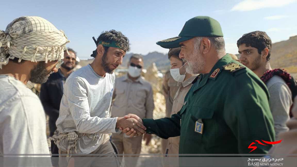 شفافیت درآمد معادن سربیشه مطالبه جهادگران از مسئولین/ لزوم بهره گیری از ظرفیت معادن برای عمران و آبادانی روستاها