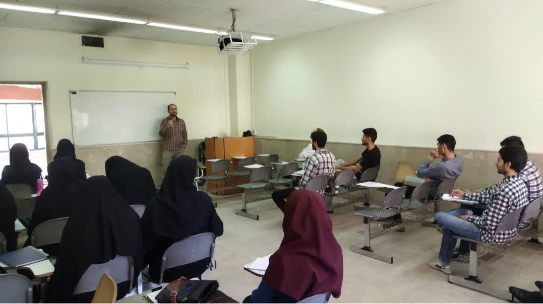 دوره تربیتی آموزشی خط امام(ره)دانشجویان استان زنجان برگزار شد