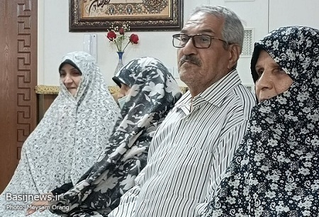 سومین دیدار با حضور جمعی از اساتید، قاریان و مدیران قرآنی با خانواده شهید قرآنی حسن کوهستانی