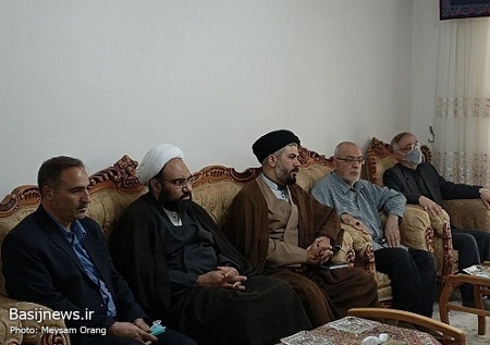سومین دیدار با حضور جمعی از اساتید، قاریان و مدیران قرآنی با خانواده شهید قرآنی حسن کوهستانی
