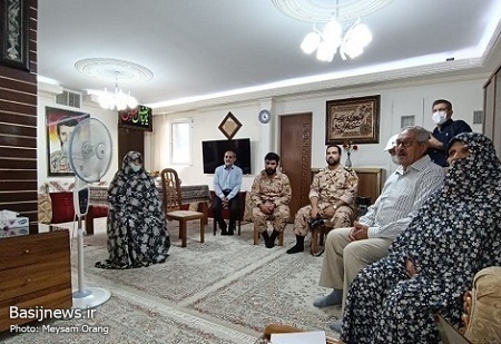 سومین دیدار با حضور جمعی از اساتید، قاریان و مدیران قرآنی با خانواده شهید قرآنی حسن کوهستانی