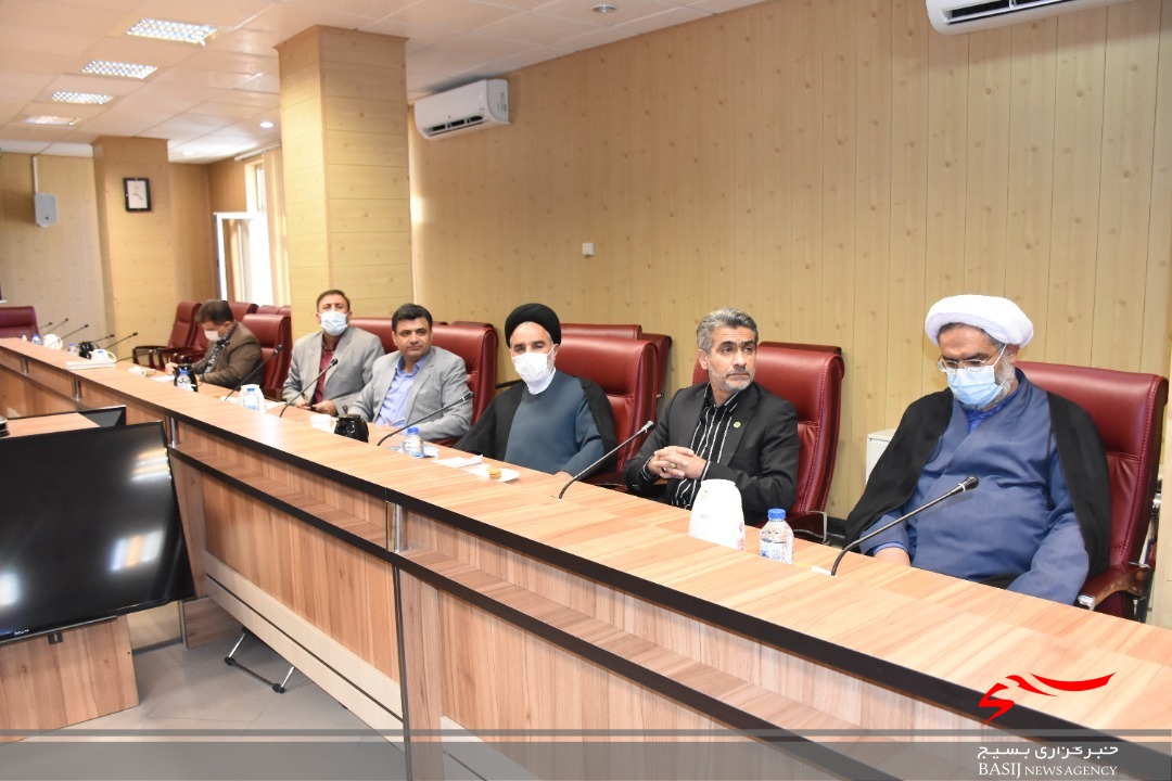 خدمات نظام جمهوری اسلامی تبیین شود
