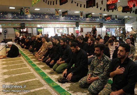برگزاری مراسم روضه سرور و سالار شهیدان در تیپ آل محمد(ص)